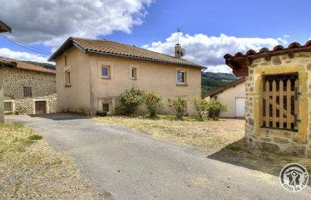 G&icirc;te n&deg;10039 Saint-Bonnet-le-Troncy - Rh&ocirc;ne - Grand G&icirc;te - 12 personnes - "L'Etoile de Bourvil" &agrave; Saint Bonnet le Troncy, en haut Beaujolais dans le Rh&ocirc;ne.