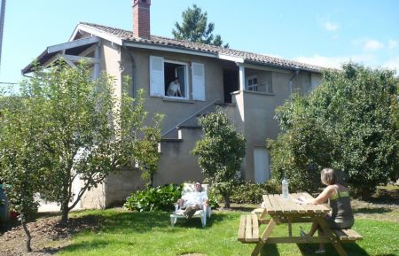 Bienvenue au Gîte "Les Marcellins" à Villié-Morgon dans le Beaujolais, chez le vigneron - RHONE. Gîte n°1232 Villié-Morgon - Rhône - Bienvenue au Gîte "Les Marcellins" à Villié-Morgon dans le Beaujolais, chez le vigneron - RHONE.