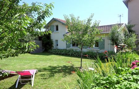 G&icirc;te n&deg;1999 Francheville - Rh&ocirc;ne - G&icirc;te "Le Treille" &agrave; Francheville - M&eacute;tropole de Lyon, proche Craponne, Lyon.