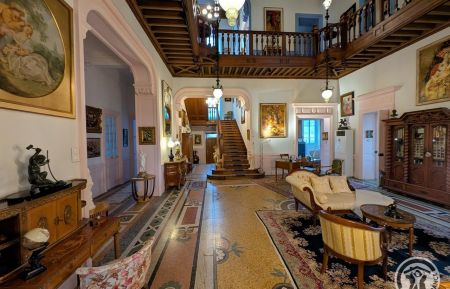 Chambre d'h&ocirc;tes n&deg;2410 Thizy-les-Bourgs - Rh&ocirc;ne - Bienvenue au "Relai des Favorites" - Maison d'H&ocirc;tes avec piscine &agrave; Thizy les Bourgs en Haut Beaujolais dans le Rh&ocirc;ne.