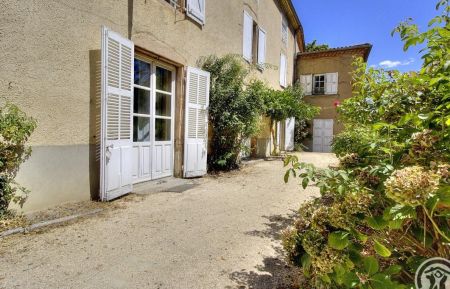 G&icirc;te n&deg;3079 Les Halles - Rh&ocirc;ne - photo