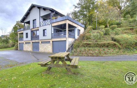 G&icirc;te n&deg;1169 Deux-Grosnes - Rh&ocirc;ne - Petit G&icirc;te de la Mairie &agrave; Trades/Deux Grosnes en Haut Beaujolais - Sud M&acirc;connais dans le Rh&ocirc;ne.