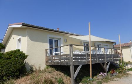 G&icirc;te n&deg;3091 Saint-&Eacute;tienne-des-Oulli&egrave;res - Rh&ocirc;ne - G&icirc;te de la Perdrix Rouge - 12/14 personnes &agrave; Saint Etienne des Oulli&egrave;res dans le Beaujolais - Rh&ocirc;ne : la maison.