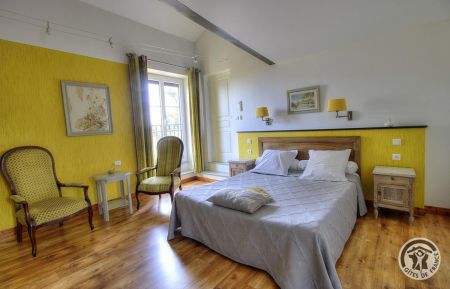 Chambre d'h&ocirc;tes n&deg;2345 Saint-Lager - Rh&ocirc;ne - Chambres d'H&ocirc;tes des Brouilly &agrave; Saint-Lager dans le Beaujolais - RHONE : la Chambre familiale "Bresse" &agrave; l'&eacute;tage.