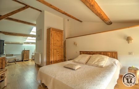 Chambre d'h&ocirc;tes n&deg;2147 Denic&eacute; - Rh&ocirc;ne - Chambres d'H&ocirc;tes 'Le Calme' &agrave; Denic&eacute; (Rh&ocirc;ne, Beaujolais vignobles, proximit&eacute; de Villefranche-sur-Sa&ocirc;ne) : la Chambre 'Nature'.