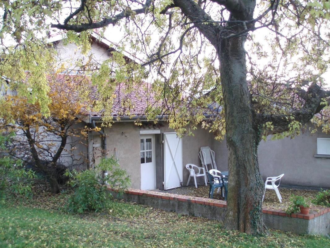 photo 0