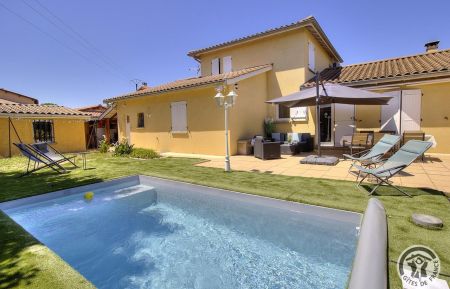 Chambres d'hôtes avec piscine "Chez Laurence et Thomas" à Cercié, dans le Beaujolais - Rhône. Chambre d'hôtes n°2411 Cercié - Rhône - Chambres d'hôtes avec piscine "Chez Laurence et Thomas" à Cercié, dans le Beaujolais - Rhône.
