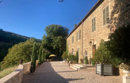 Chambre d'h&ocirc;tes n&deg;2403 Marchampt - Rh&ocirc;ne - Maison d'H&ocirc;tes de Charme "Le Domaine de Marchampt" dans le Beaujolais - Rh&ocirc;ne : Bienvenue ! 